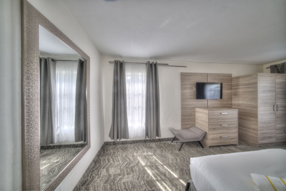 Riverside Apartments By The Beach 22/54