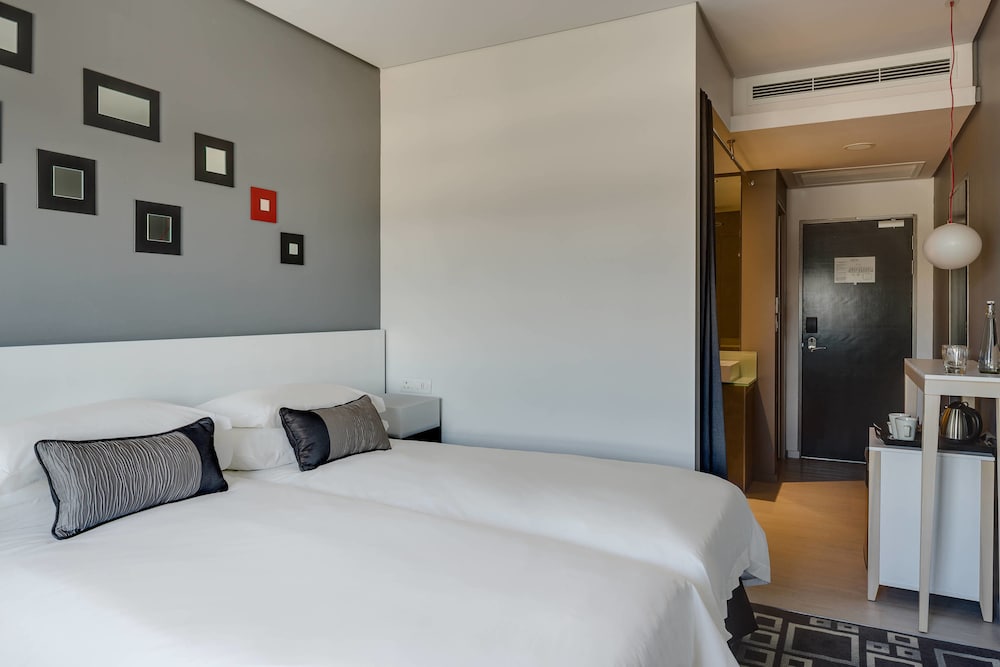 Protea Hotel Fire And Ice Menlyn 12/59