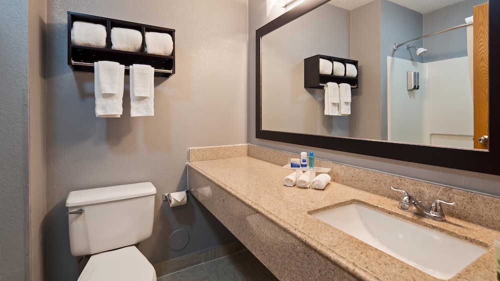 Best Western Executive Inn Mount Gilead 7/33