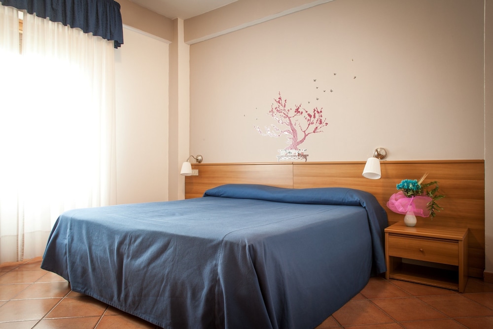 Piccolo Hotel Aurora 13/60