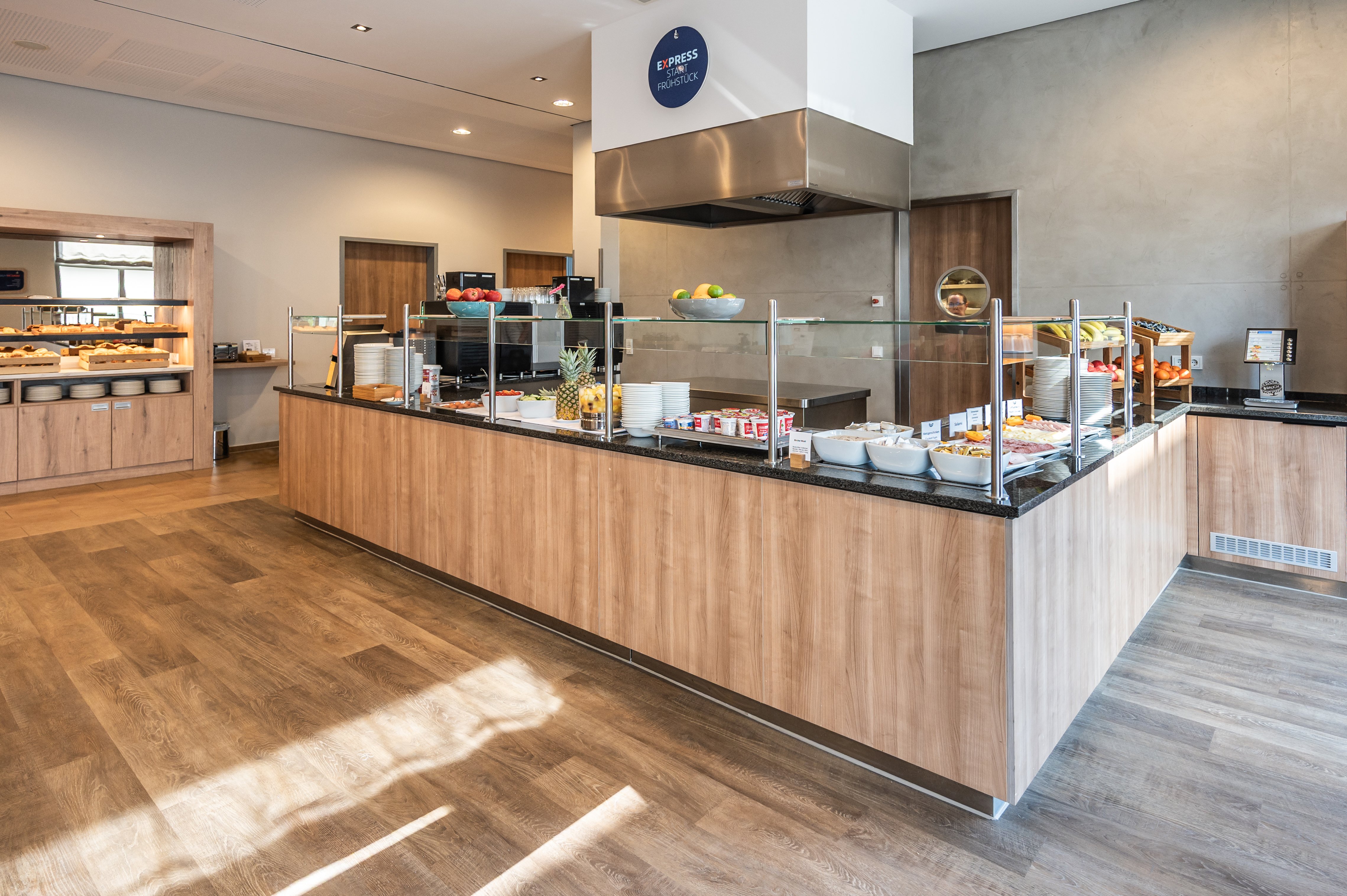 HOLIDAY INN EXPRESS NURNBERG SCHWABACH 14/79