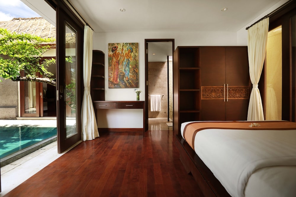 Mahagiri Villas Sanur 27/50