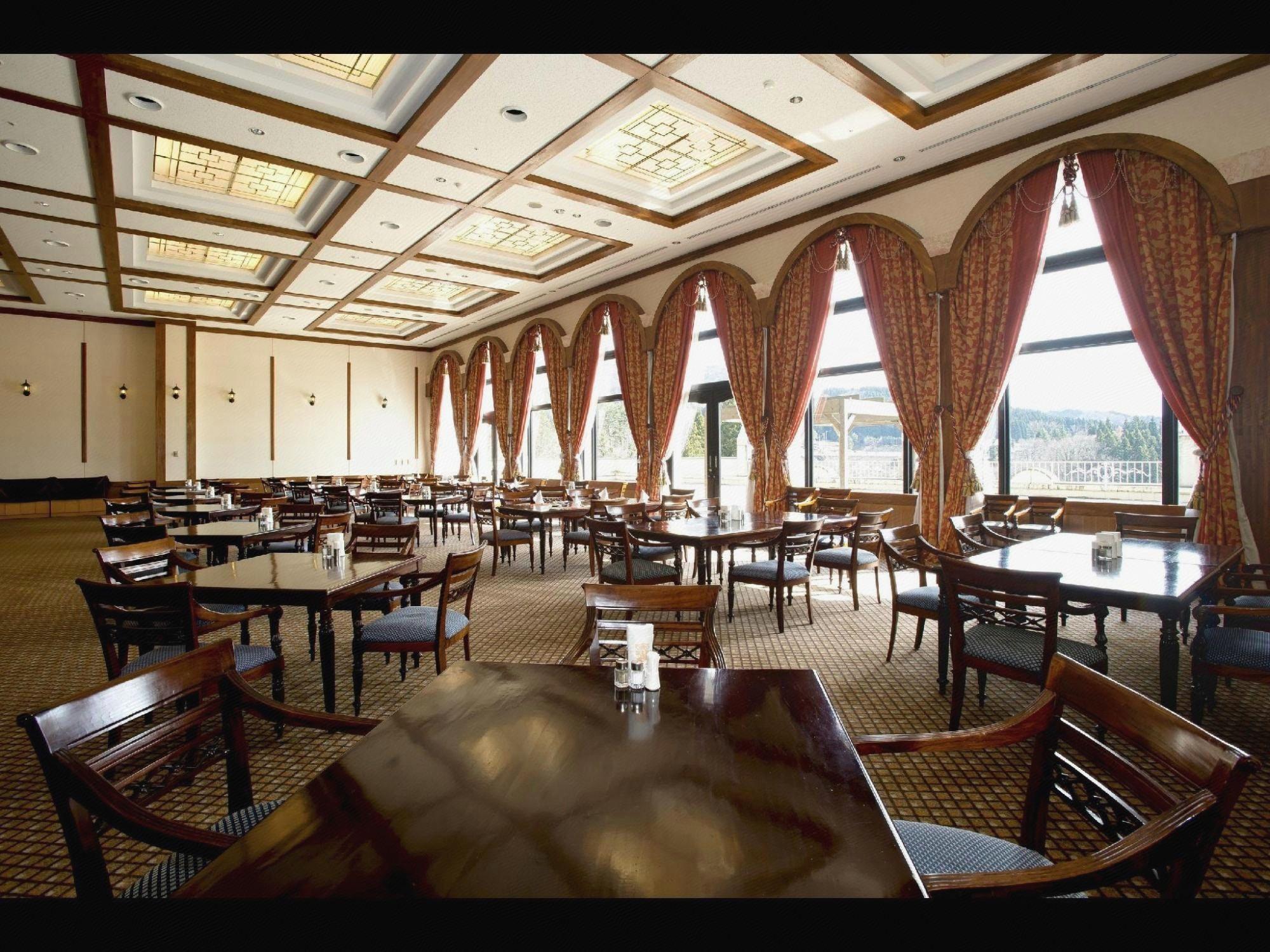 ROYAL TAINAI PARK HOTEL 40/50