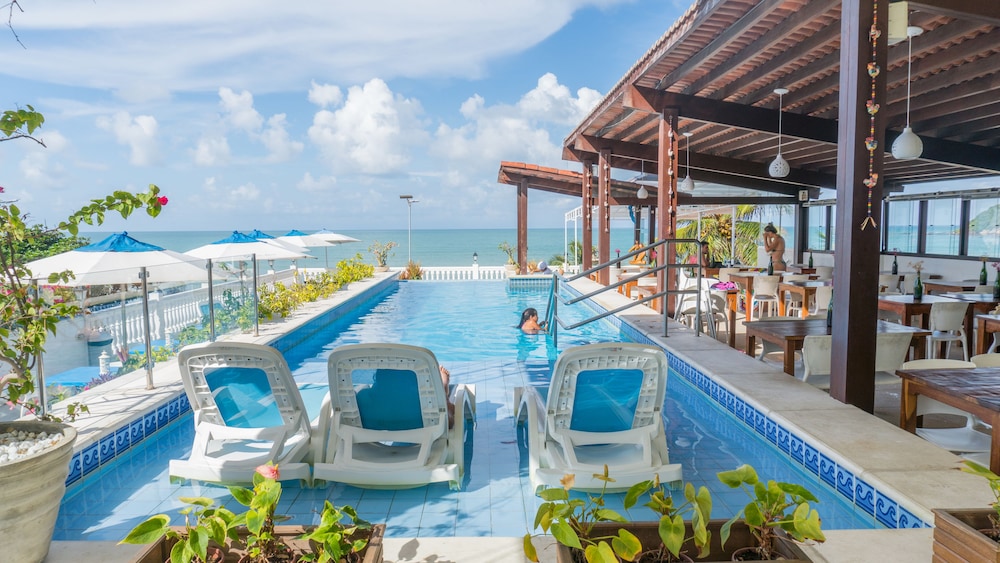 SERHS Beach Resort 88/100