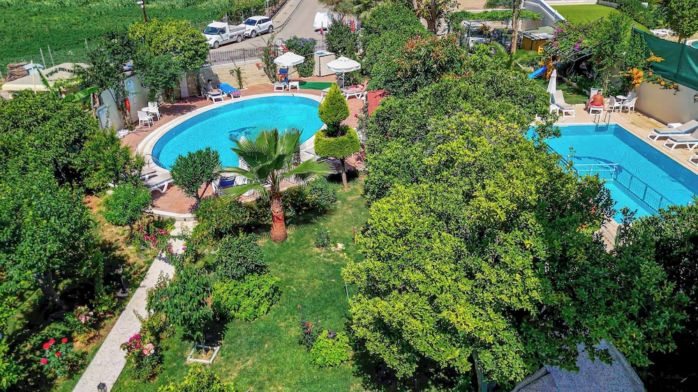 Orsmaris Boutique Hotel 39/50