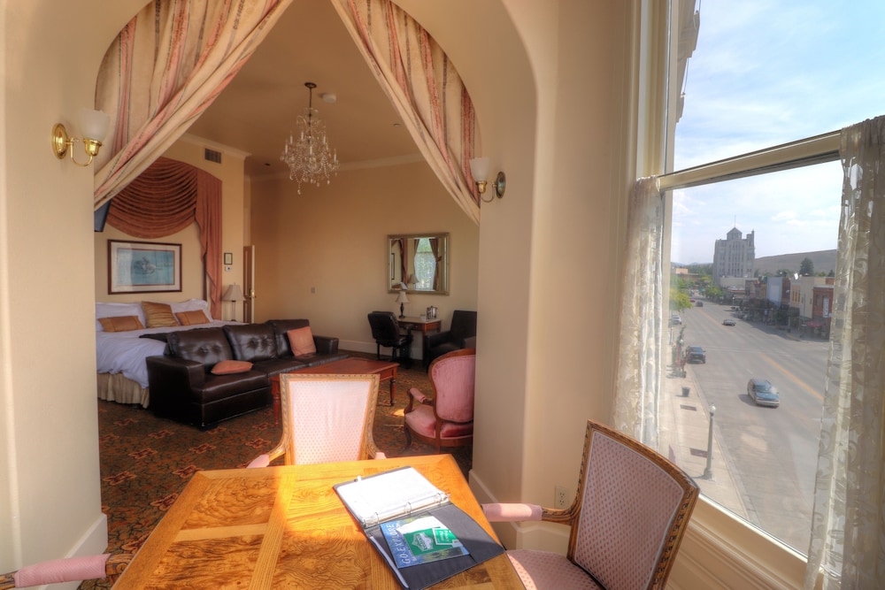 Geiser Grand Hotel 9/50
