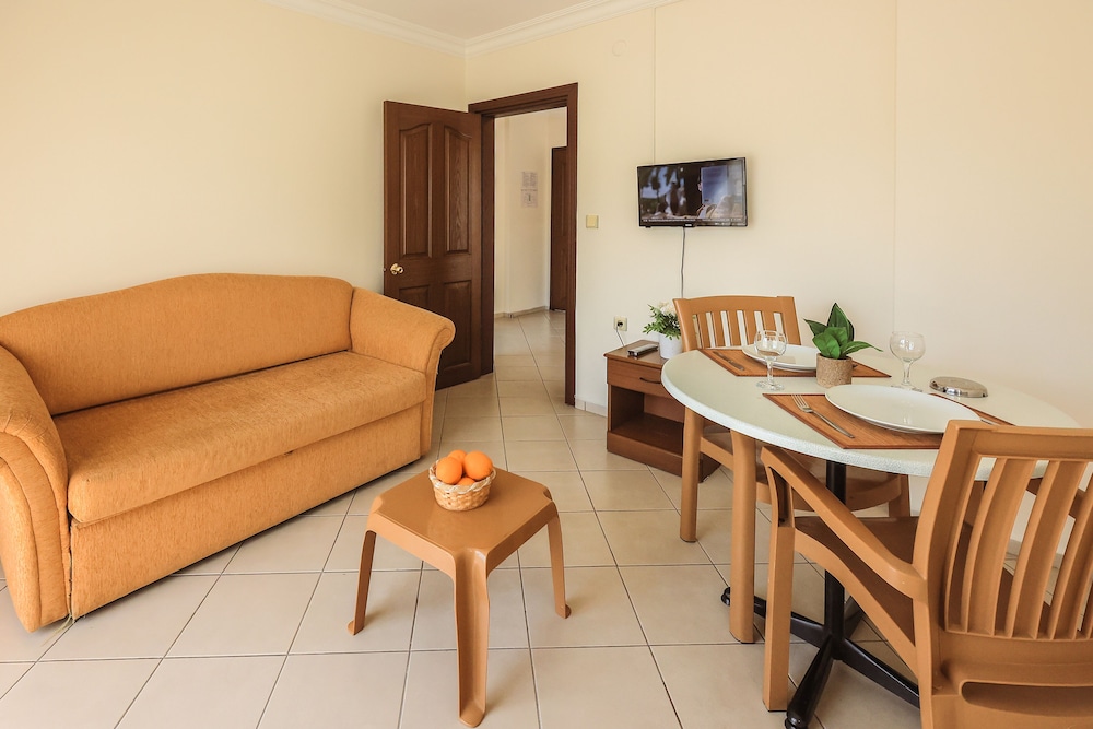 Liman Apartment 43/59