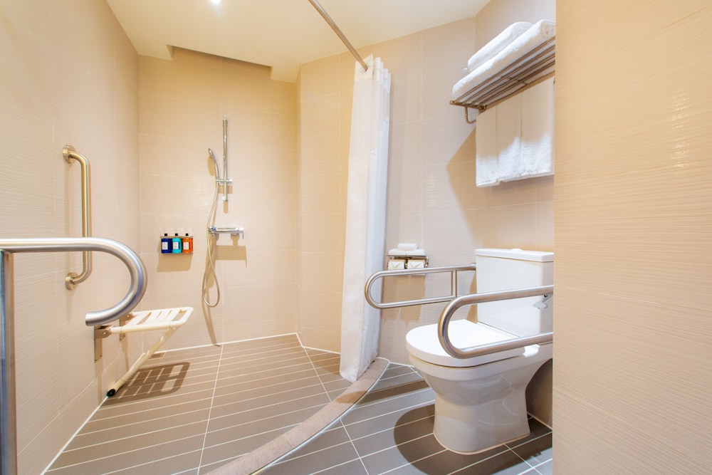 Holiday Inn Express Macau City Centre 17/50