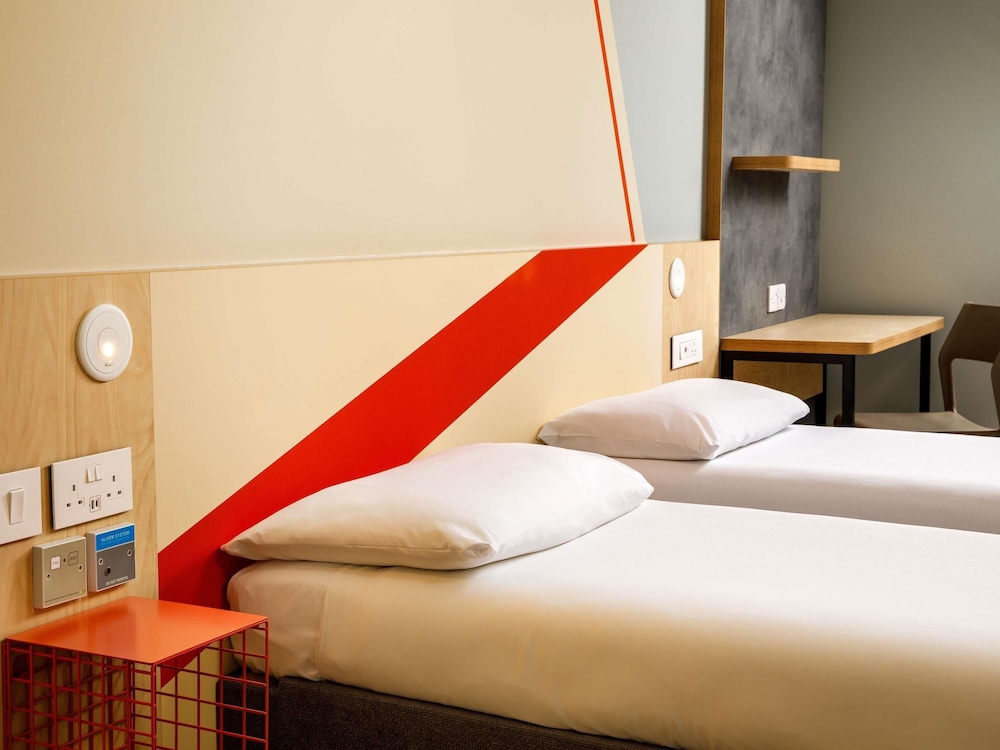 Ibis Budget Birmingham Centre 24/73