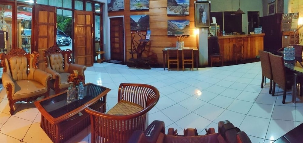The Carstensz Homestay 18/20