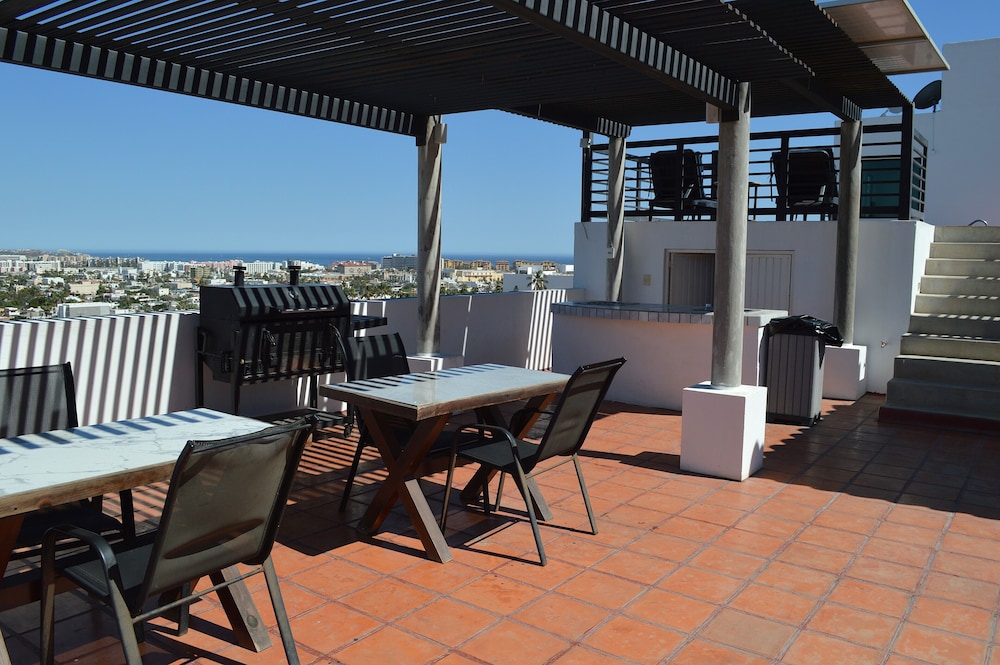 Collection O Morgan City Center, Los Cabos 51/57
