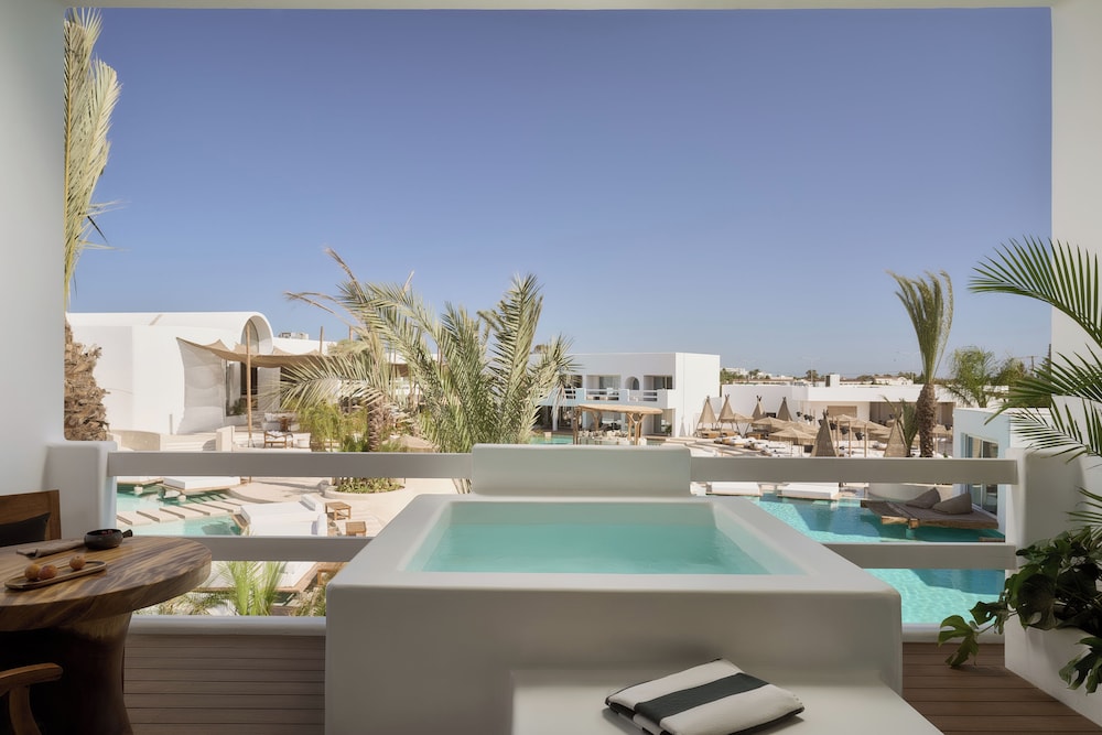AYA Resort 30/60