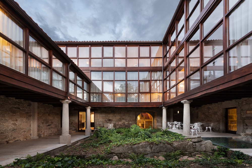Aurea Palacio De Sober 3/73