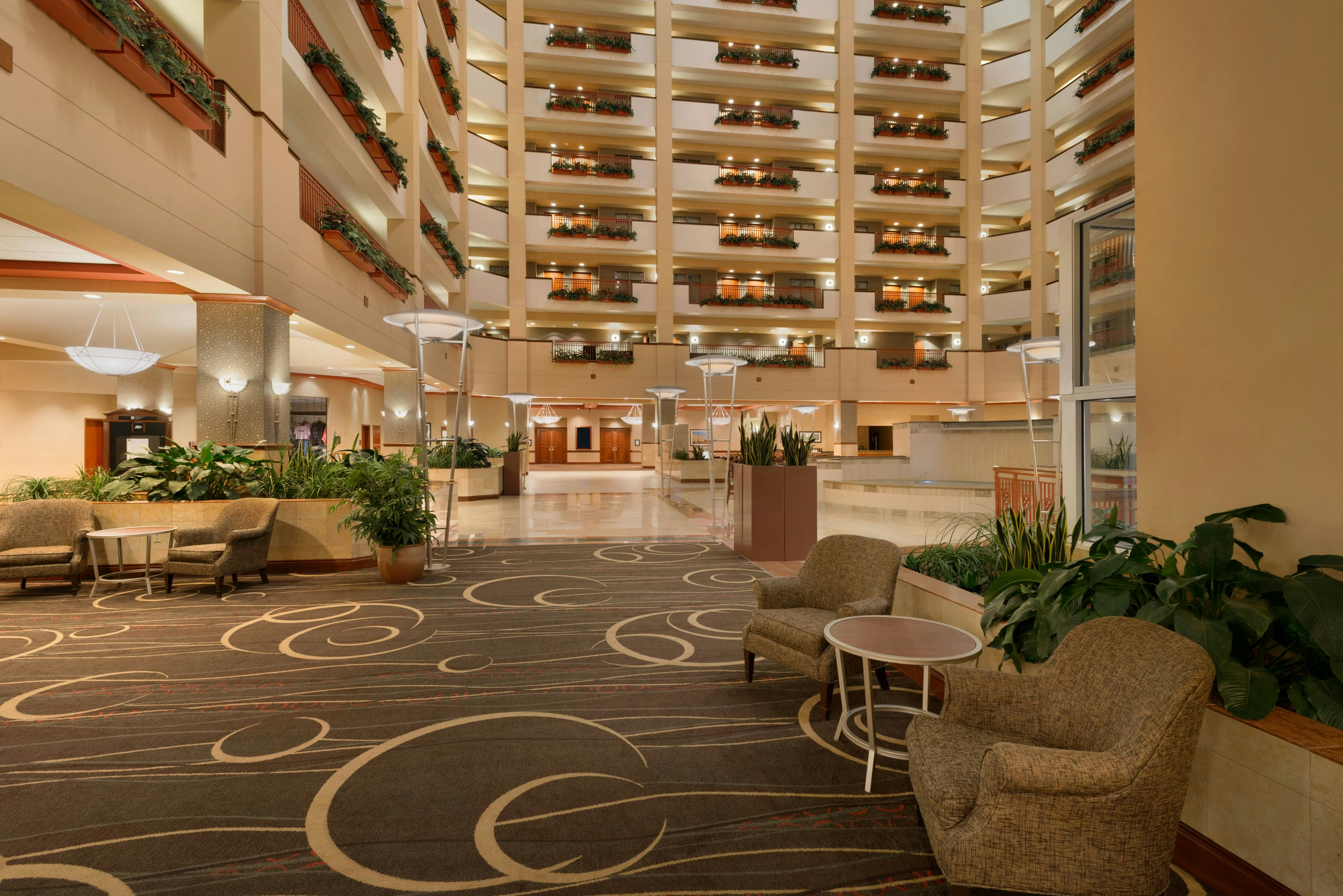 Embassy Suites by Hilton Franklin Cool Springs 17/75