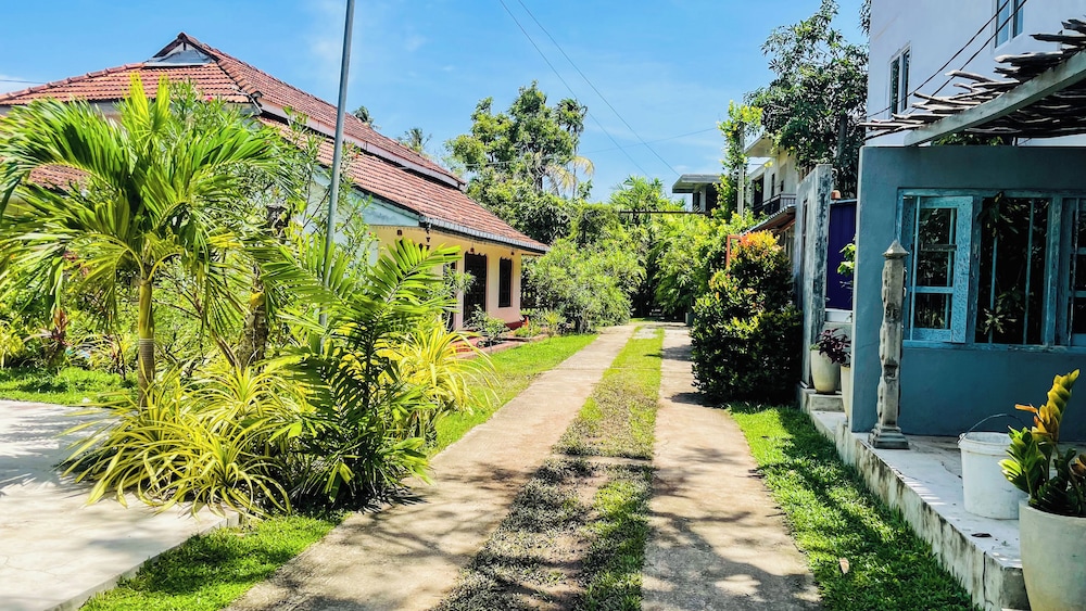 Randi Guest House - Mirissa Beach 43/51