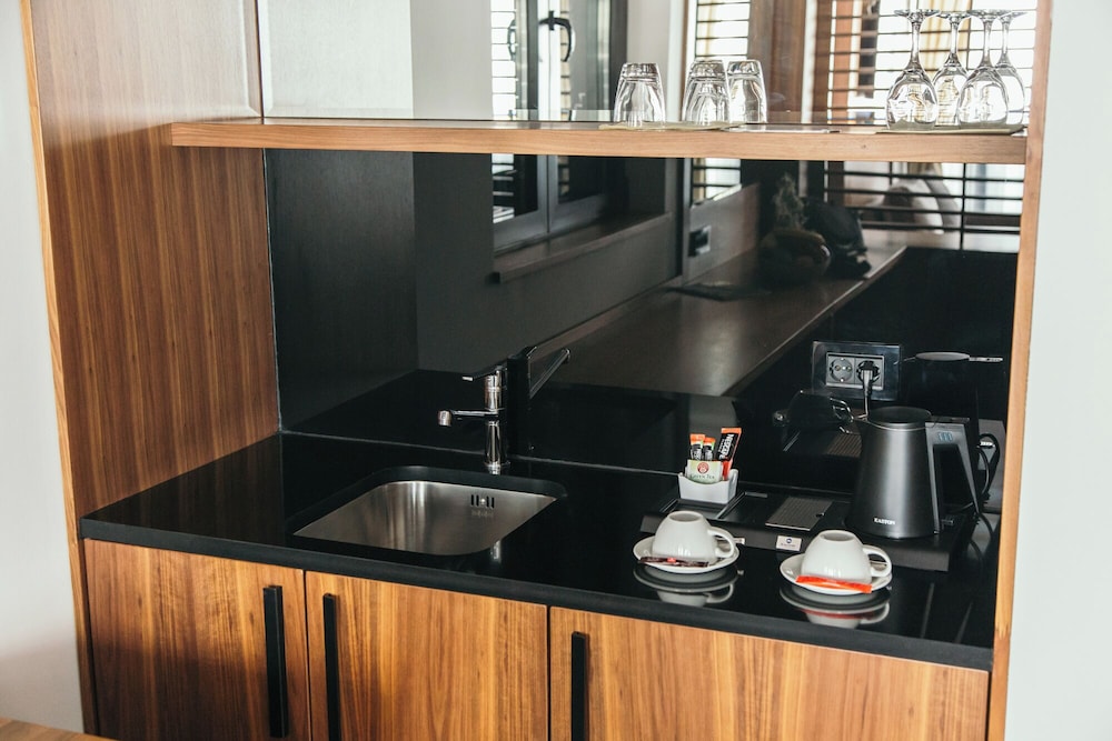 Central Point Hotel Belgrade photo3