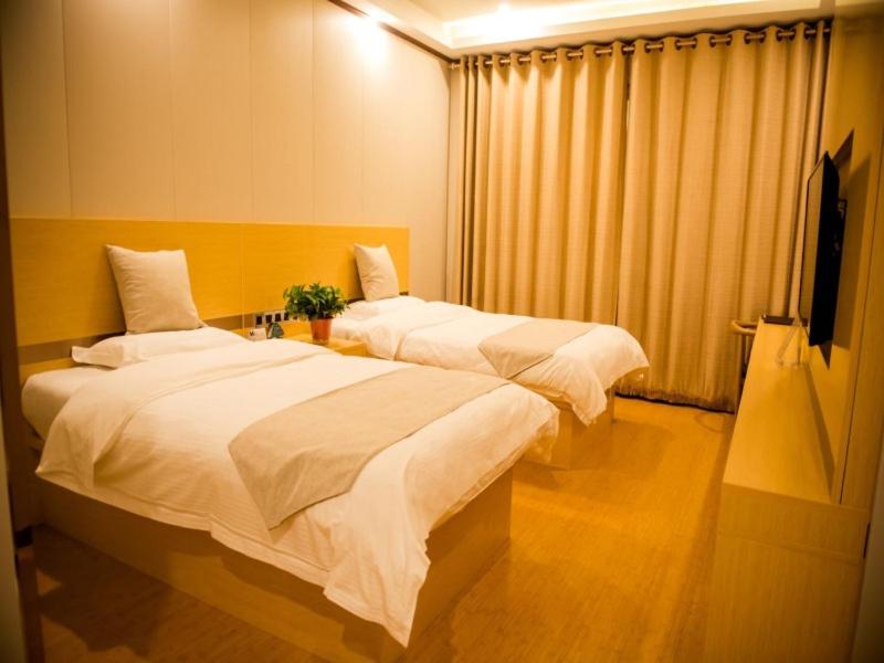 GreenTree Inn Qinhuangdao Lulong County North Gate Road 12/21