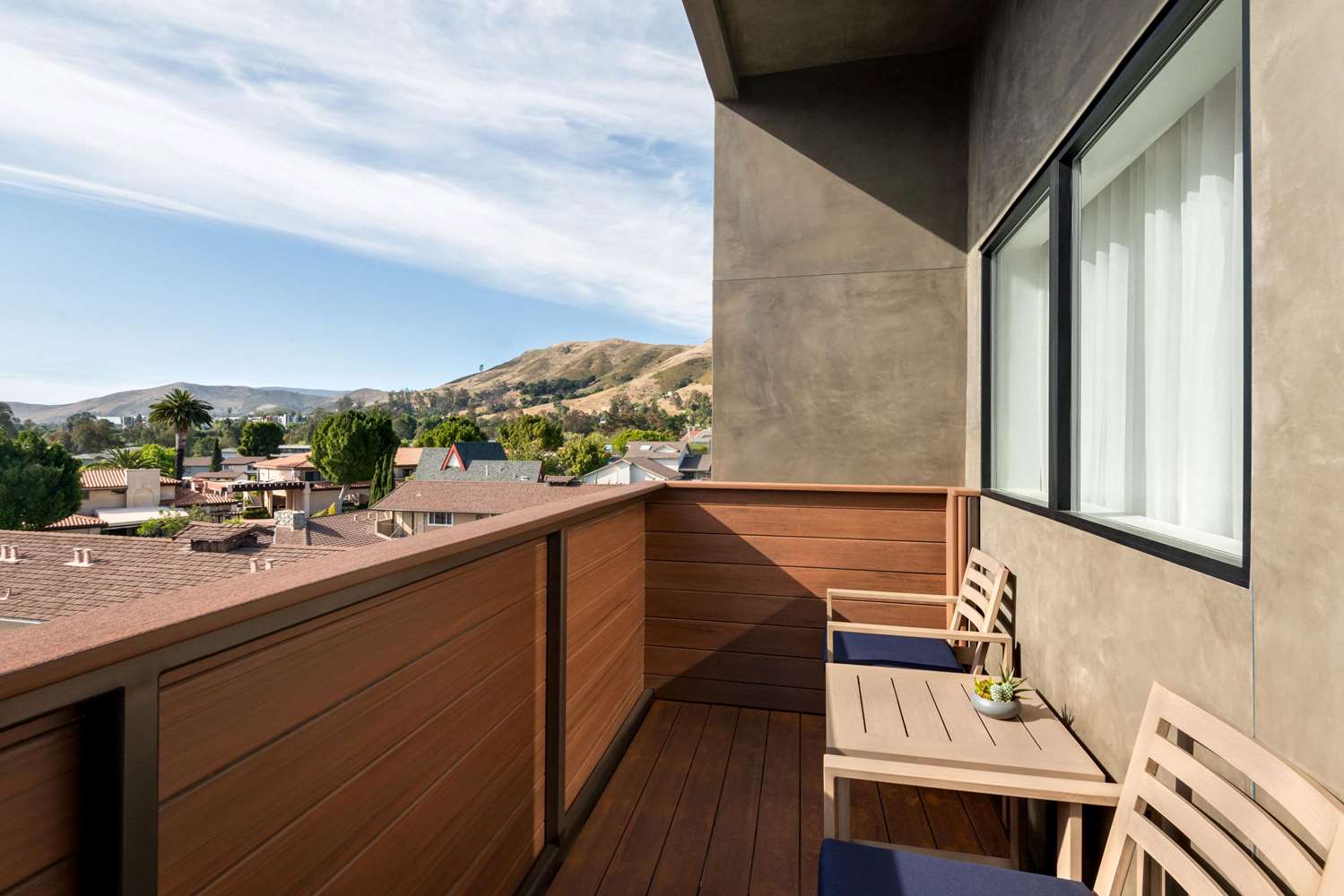 La Quinta Inn And Suites By Wyndham San Luis Obispo Downtown 56/65