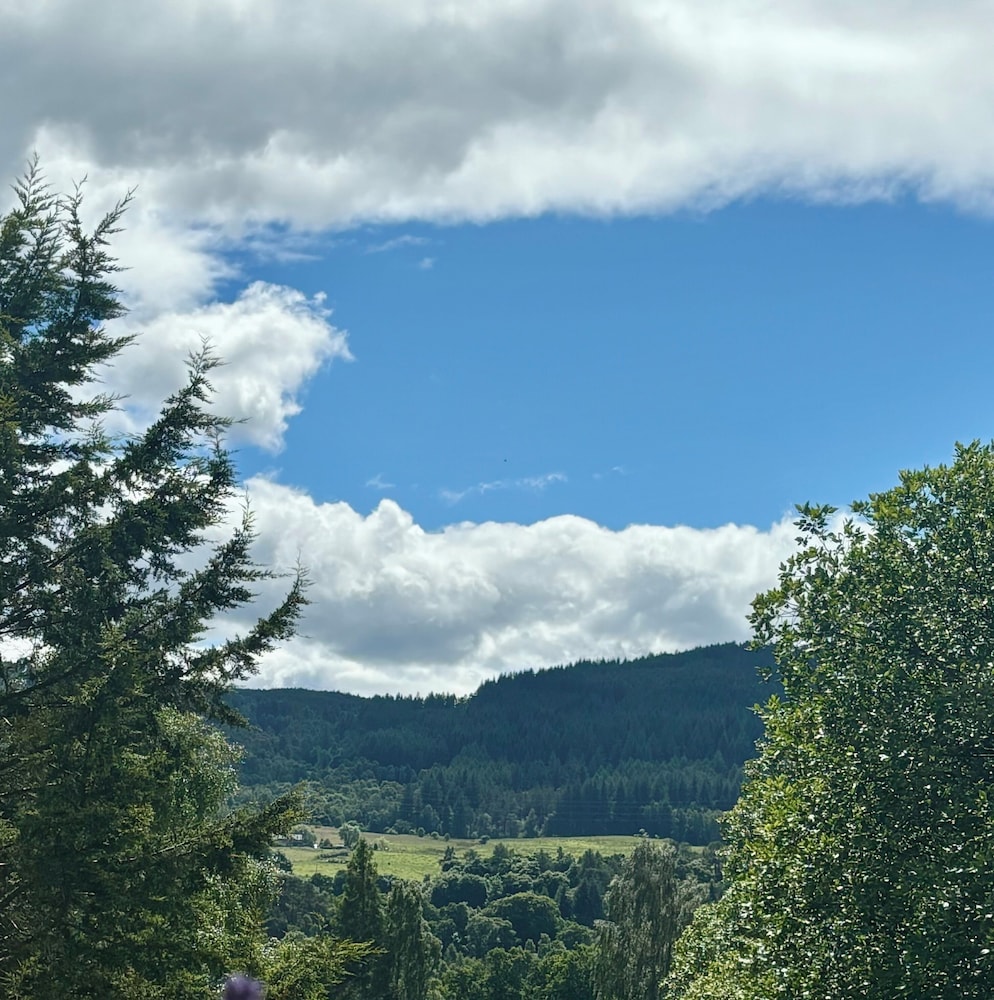 Carra Beag Guest House 47/50