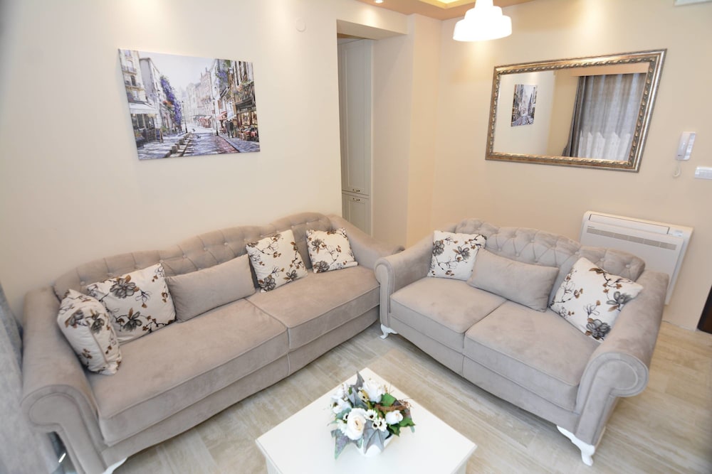 Apartments Dobrotski Dvori 27/64