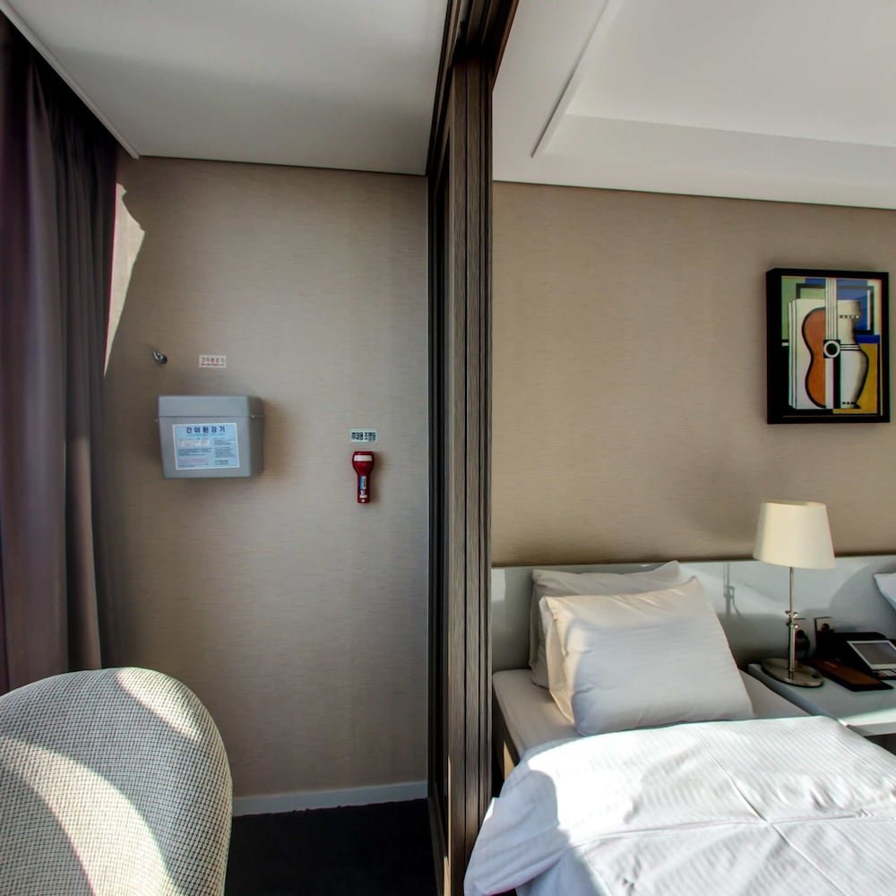 Hotel Mudrin 18/72