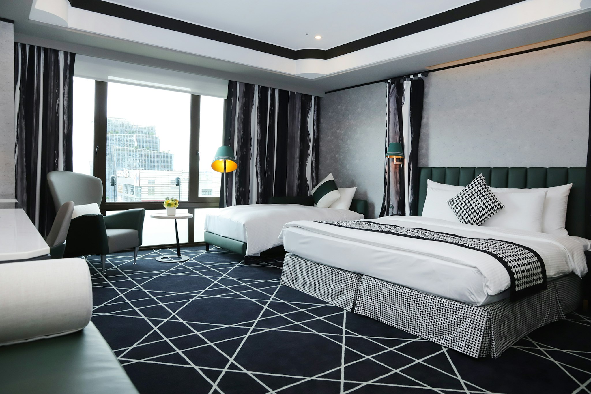GRAND VICTORIA HOTEL 28/73