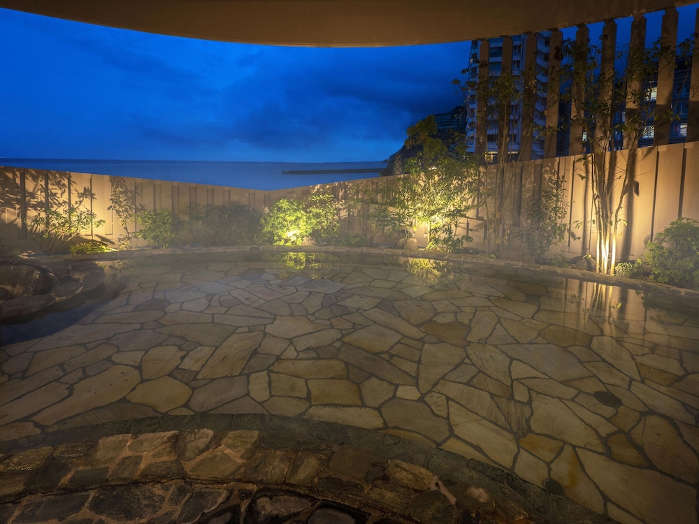 Atagawa Ocean Resort 58/60