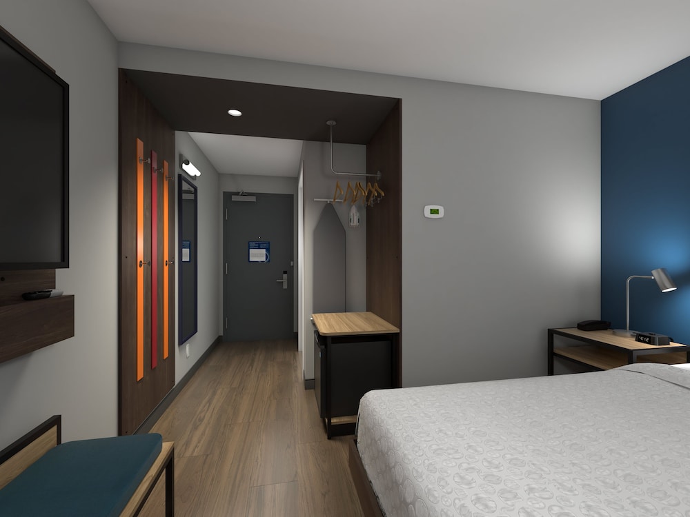 Room, King Bed
