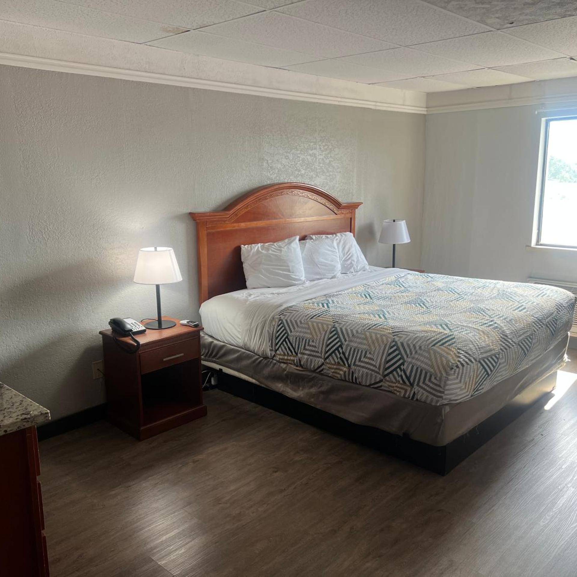 Home Place Suites 10/38