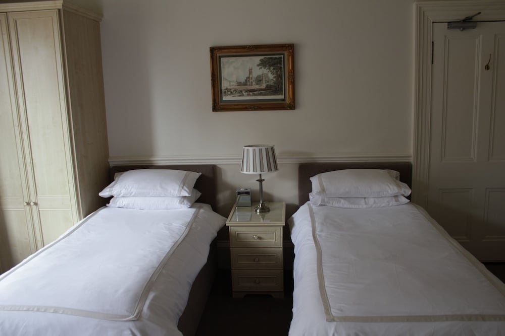 Highfield Guest House 9/50