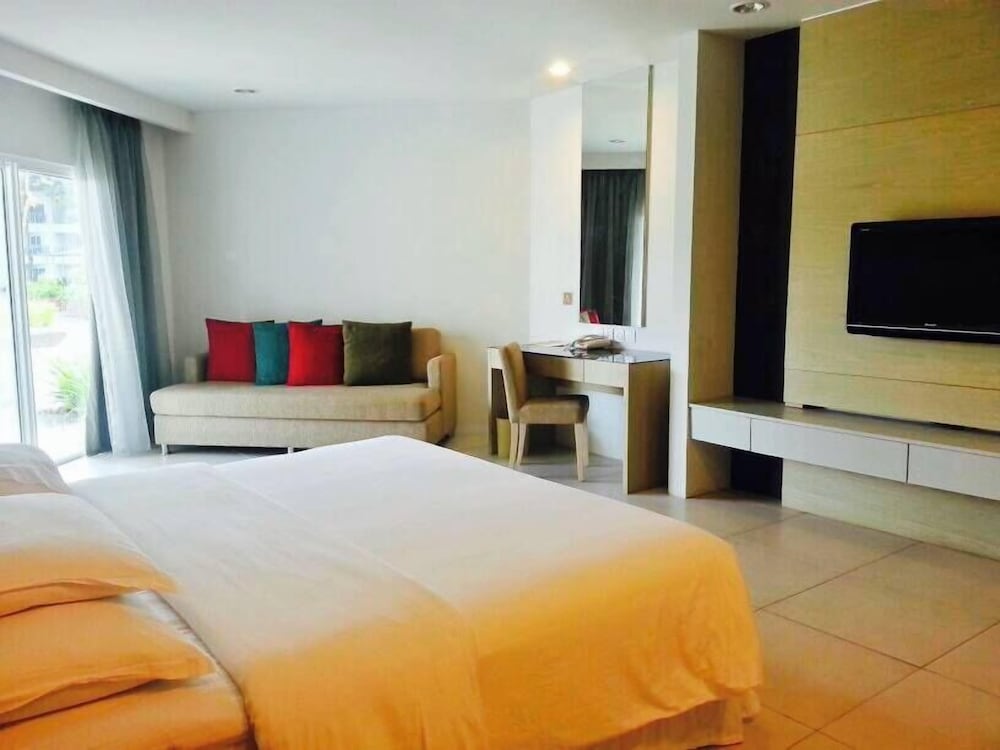 Century Langkasuka Resort 26/59