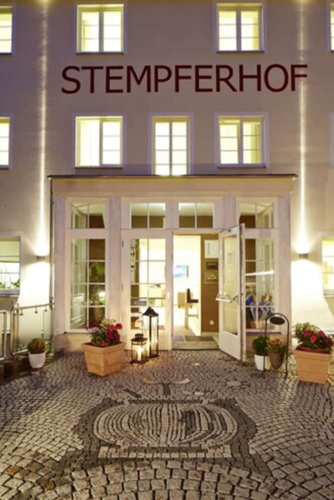 Hotel Stempferhof 1/23