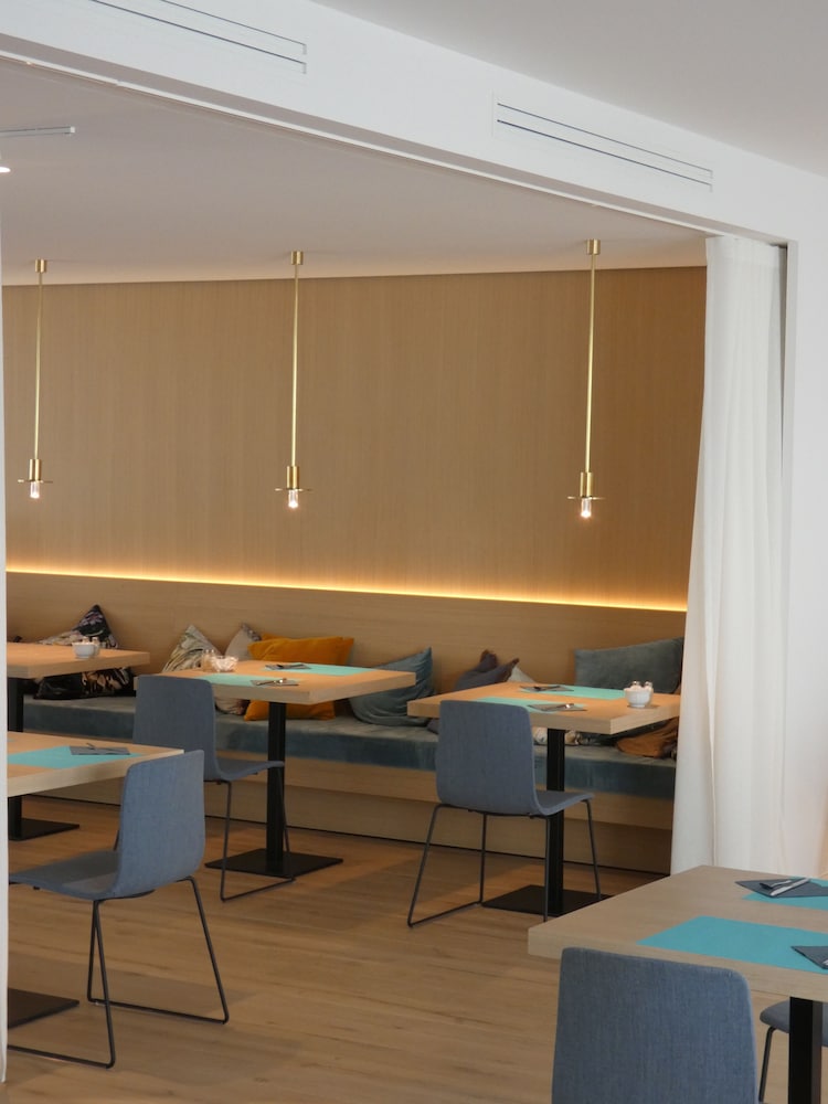 Parkhotel Roeselare 40/54