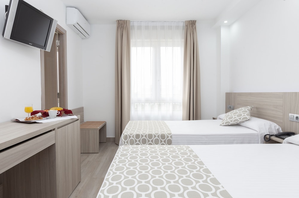 Olympia Hotel Ronda II 35/66