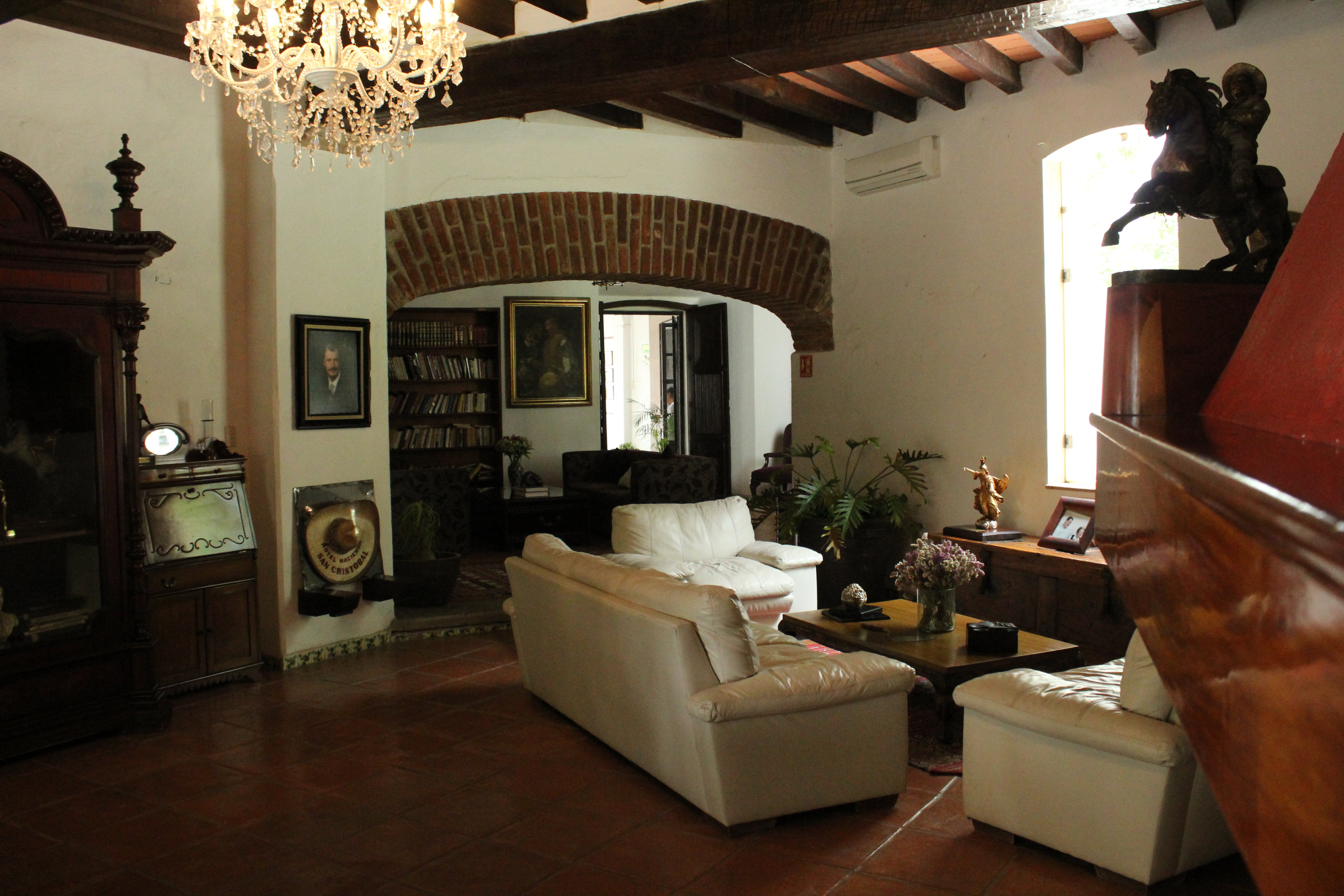 HOTEL HACIENDA SAN CRISTOBAL 33/68