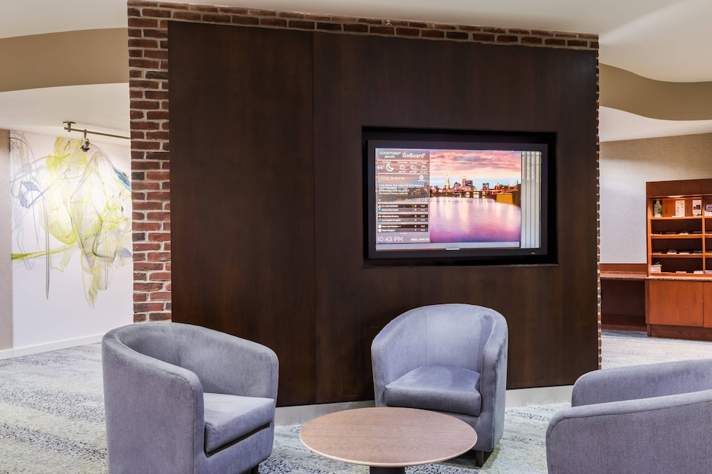 Courtyard By Marriott Providence Lincoln 28/50