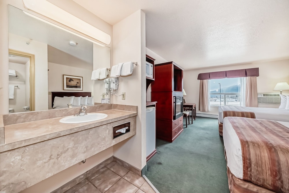Grande Cache Inn and Suites 46/46