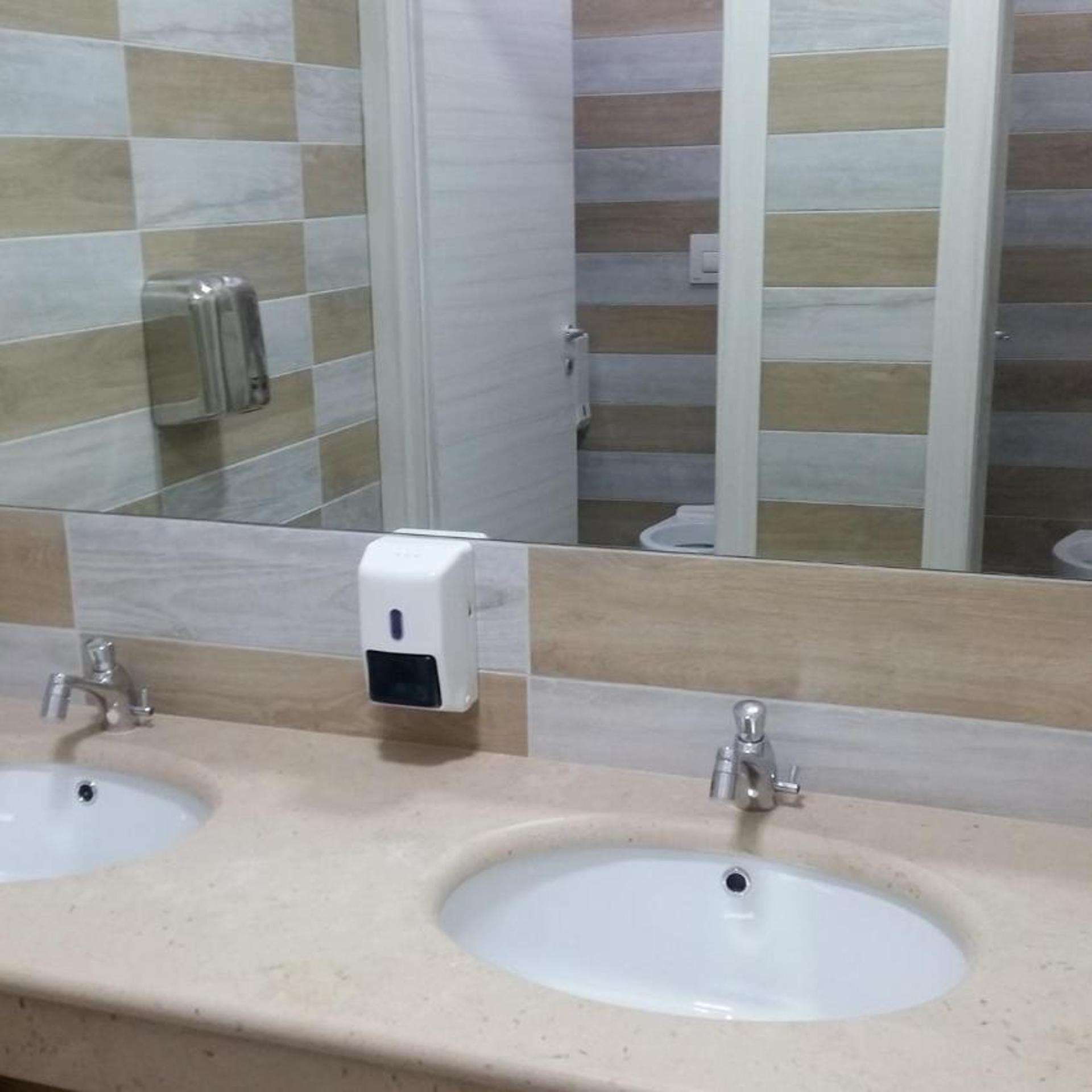 Hotel Leon 50/50