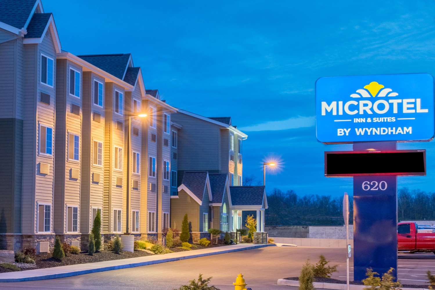 Microtel Inn And Suites By Wyndham Cadiz 2/24