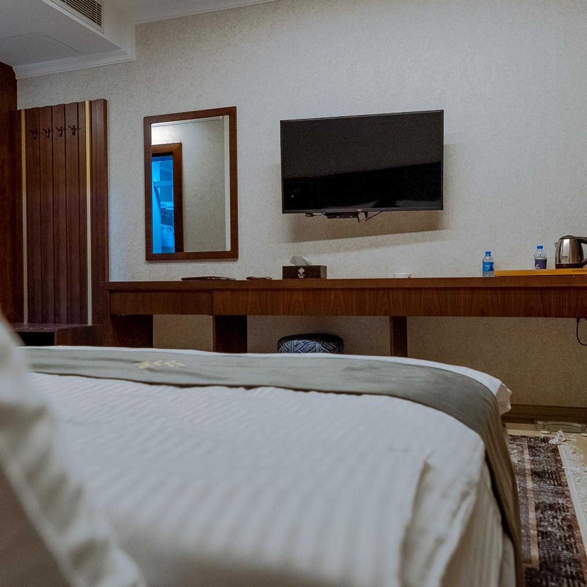 Sofia Hotel 32/64