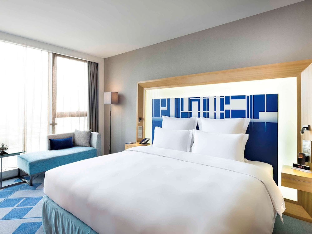 Novotel Ningbo East 22/76