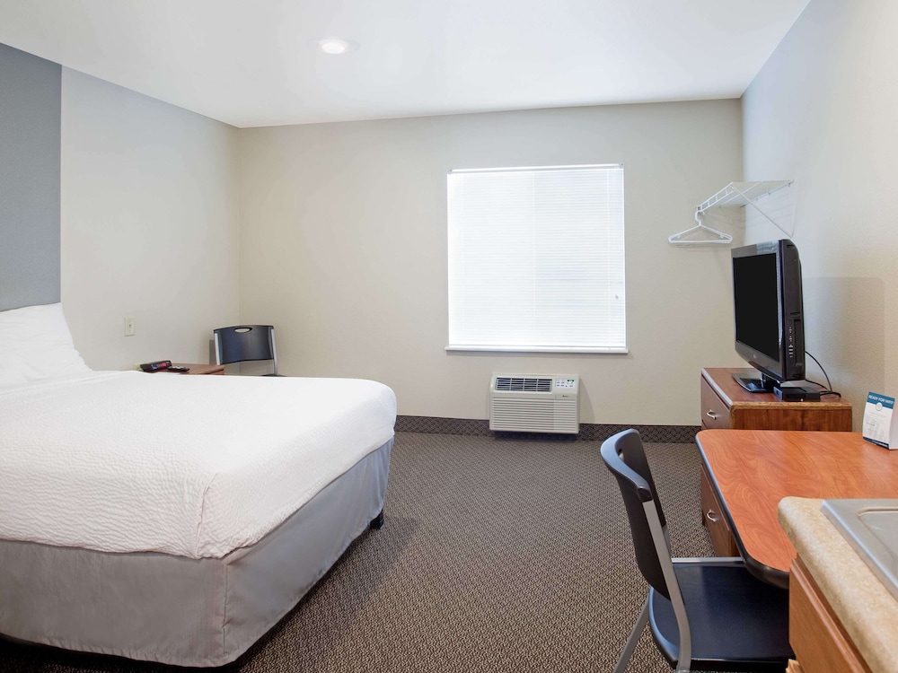WoodSpring Suites Austin Northwest 19/49