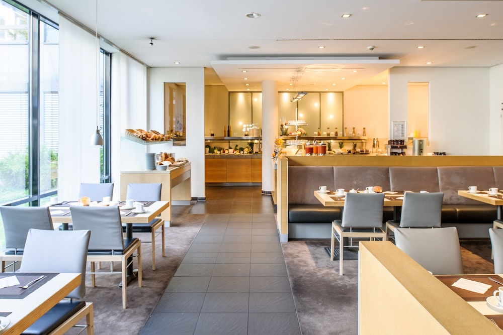 Mercure Hotel Duesseldorf City Nord 50/79