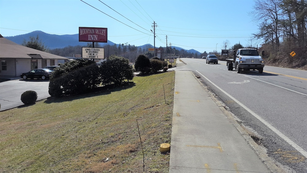 Mountain Valley Inn Dillard 52/62