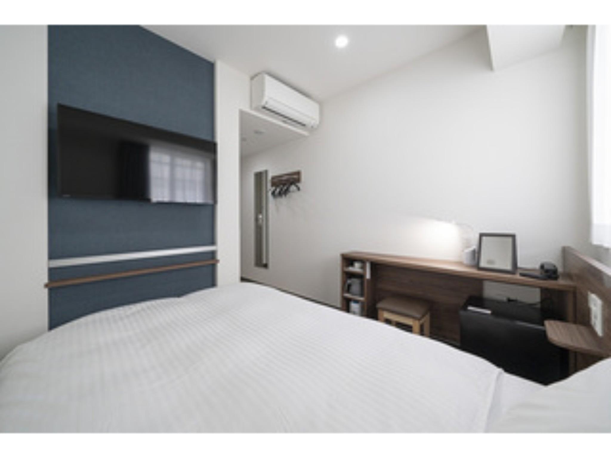 Semi Room, Single, Semi Double Bed