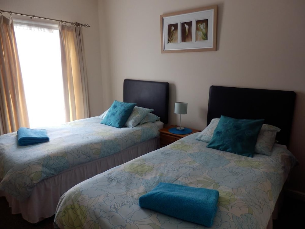 Admiral Blake Guest House 17/31