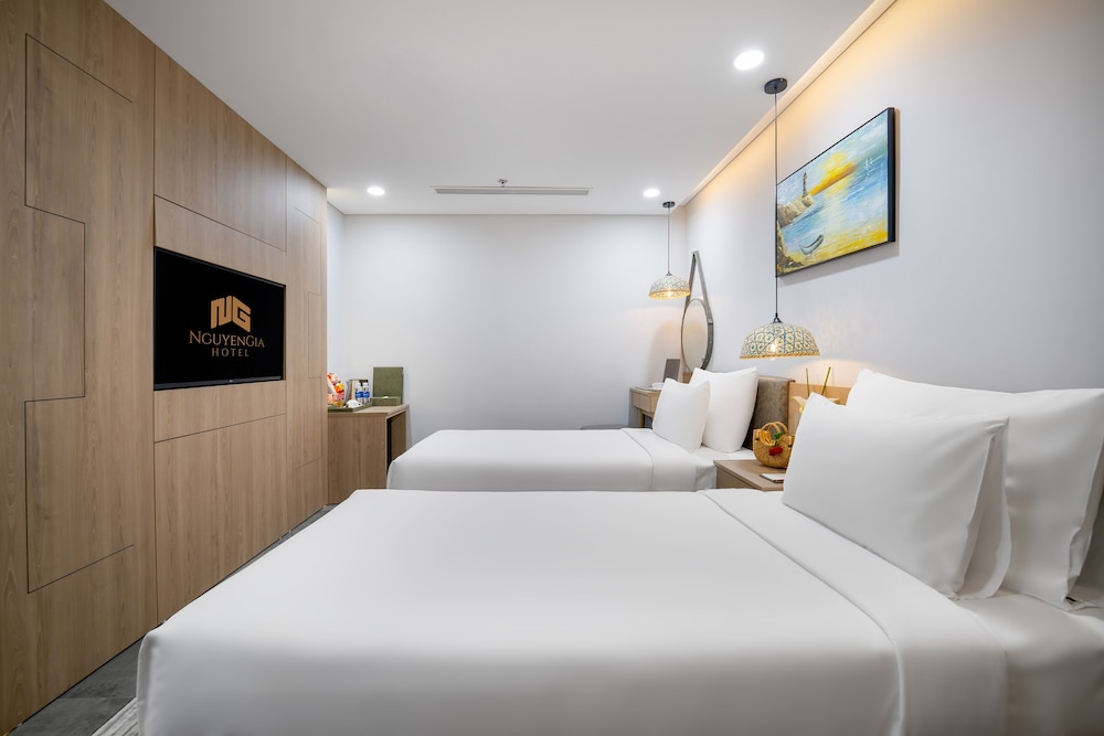 Nguyen Gia 21/67
