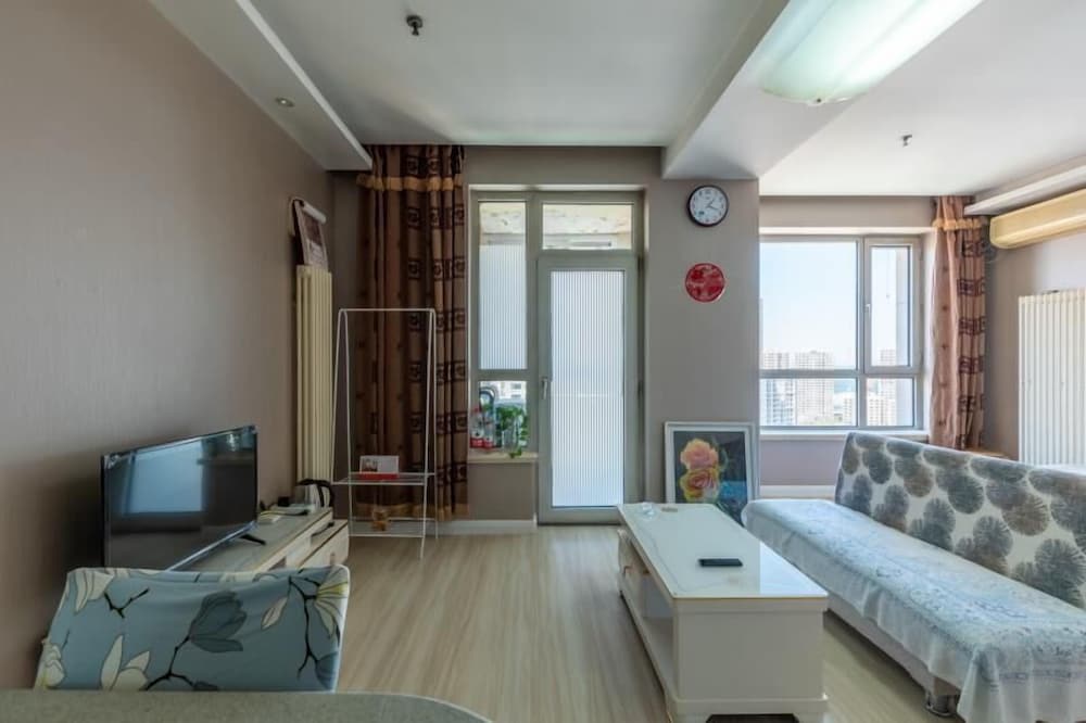 Dalian Xiuzhu Building Apartment 19/50