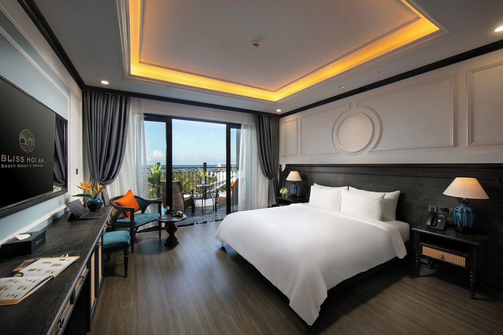 Bliss Hoi An Beach Resort and Wellness 16/49