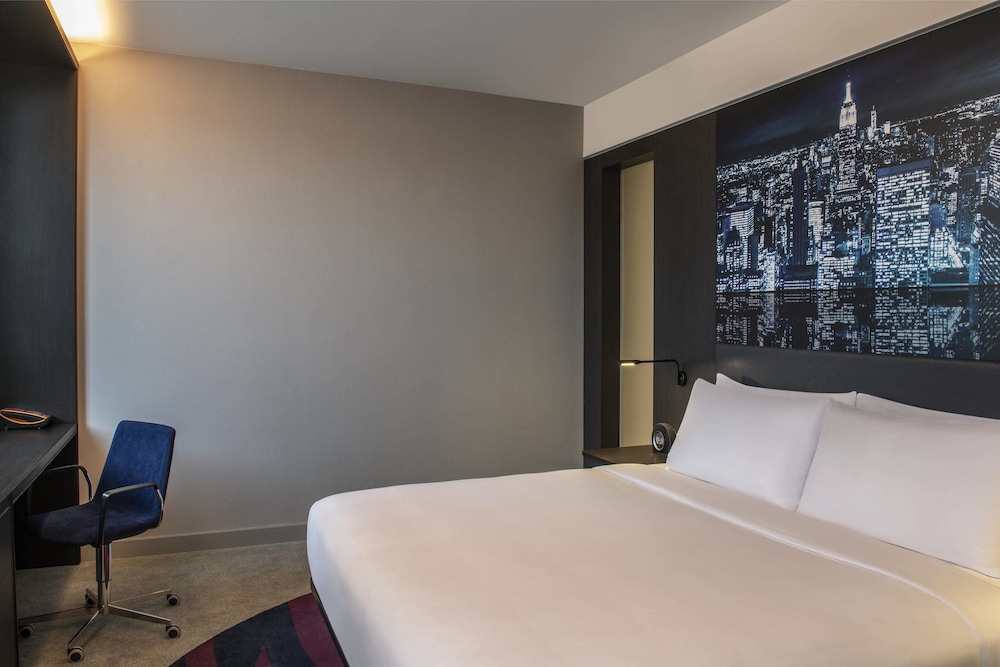 Aloft Dubai Creek 19/63